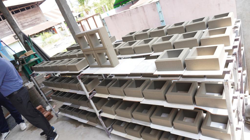 "DIPROM CENTER 7 ลงพื้นที่ติดตามโครงการส่งเสริมดิจิทัล เสริมศักยภาพวิสาหกิจไทยในพื้นที่ จังหวัดอุบลราชธานี"