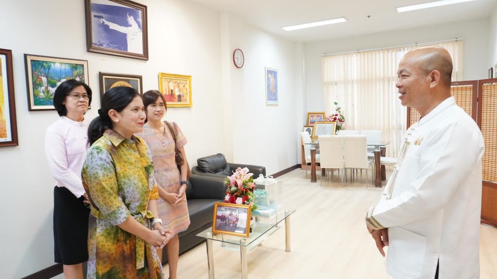 “ผอ. อริยาพร เข้าพบและรายงานตัวต่อรองผู้ว่าราชการจังหวัดอุบลราชธานี เนื่องในโอกาสเข้ารับตำแหน่ง" รับมอบนโยบาย-หารือแนวทางความร่วมมือ
