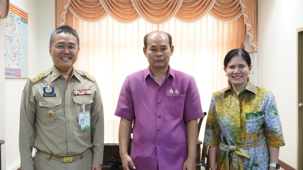 “ผอ. อริยาพร เข้าพบและรายงานตัวต่อรองผู้ว่าราชการจังหวัดอุบลราชธานี เนื่องในโอกาสเข้ารับตำแหน่ง" รับมอบนโยบาย-หารือแนวทางความร่วมมือ