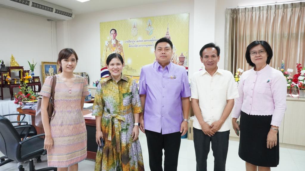 “ผอ. อริยาพร เข้าพบและรายงานตัวต่อรองผู้ว่าราชการจังหวัดอุบลราชธานี เนื่องในโอกาสเข้ารับตำแหน่ง" รับมอบนโยบาย-หารือแนวทางความร่วมมือ