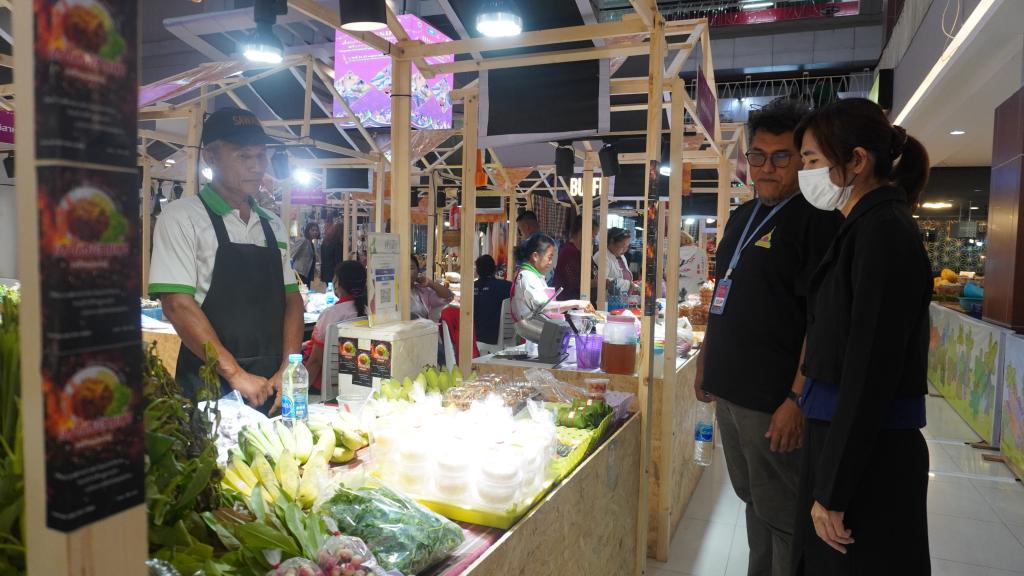 DIPROM Center 7 ร่วมขับเคลื่อน “เศรษฐกิจชุมชนอีสานใต้” เสวนาแลกเปลี่ยนวิสัยทัศน์ พัฒนาเยาวชน-ยกระดับวิถีถิ่นสู่วัฒนธรรมสร้างสรรค์