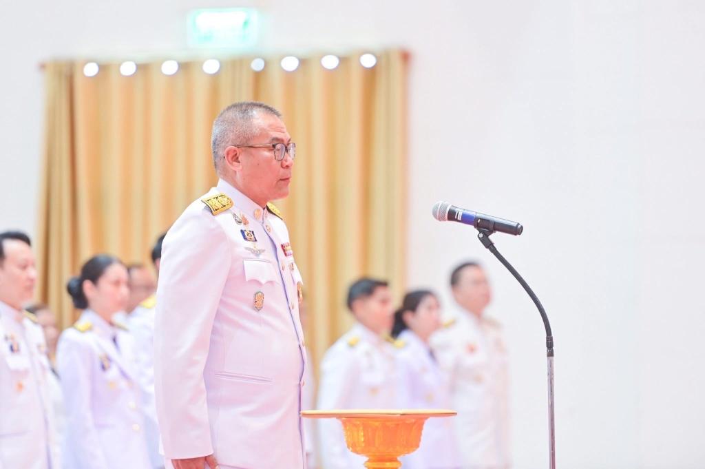 DIPROM Center  7 ร่วมพิธีวางพวงมาลาและถวายราชสดุดี เนื่องใน “วันที่ระลึกคล้ายวันสวรรคต พระบาทสมเด็จพระปรเมนทรมหาอานันทมหิดล พระอัฐมรามาธิบดินทร”