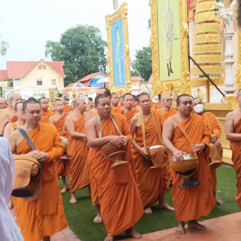 DIPROM Center 7 ร่วมพิธีเจริญพระพุทธมนต์ พิธีทำบุญตักบาตร และพิธีถวายพระพรชัยมงคล เนื่องในวันคล้ายวันประสูติฯ สมเด็จพระเจ้าน้องนางเธอ เจ้าฟ้าจุฬาภรณวลัยลักษณ์ อัครราชกุมารี กรมพระศรีสวางควัฒน วรขัตติยราชนารี  .