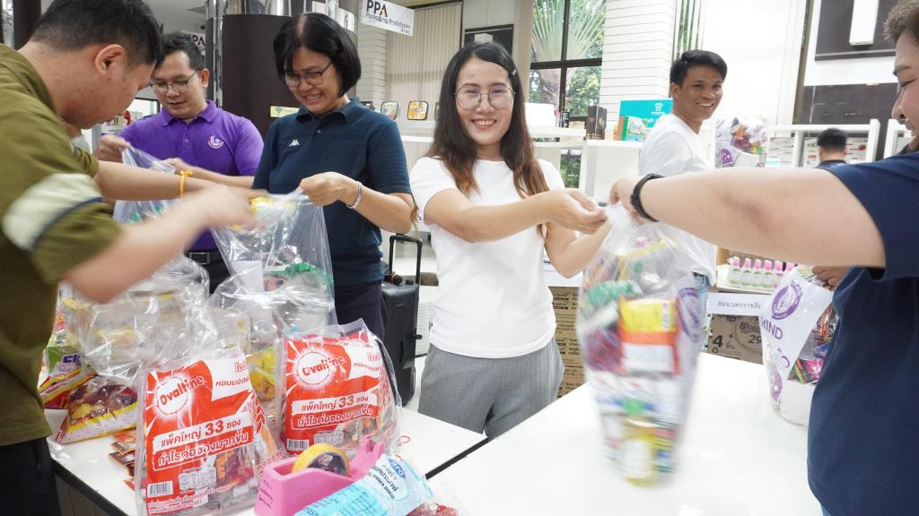 DIPROM CENTER 7 ร่วมบรรจุถุงยังชีพสิ่งของจำเป็น ส่งต่อความช่วยเหลือแก่ผู้ประสบภัยชายแดนไทย-กัมพูชา
