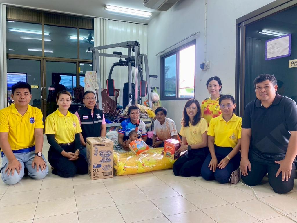 DIPROM Center 7 ร่วมภารกิจ “ศูนย์อุตสาหกรรมรวมใจ” ส่งมอบถุงยังชีพช่วยเหลือผู้ประสบภัยชายแดนไทย-กัมพูชา