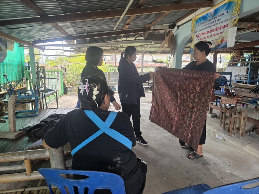DIPROM Center 7 ลงพื้นที่ส่งมอบผลิตภัณฑ์ต้นแบบและตรวจเยี่ยมผู้ประกอบการ จังหวัดศรีสะเกษและจังหวัดอุบลราชธานี