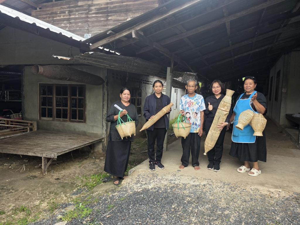 DIPROM Center 7 ลงพื้นที่ส่งมอบผลิตภัณฑ์ต้นแบบและตรวจเยี่ยมผู้ประกอบการ จังหวัดศรีสะเกษและจังหวัดอุบลราชธานี