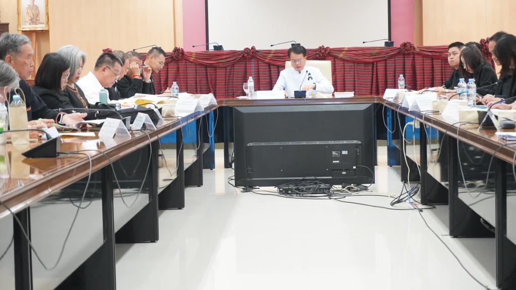 DIPROM Center 7 เข้าร่วมประชุมคณะกรรมการบริหารงานกลุ่มจังหวัดแบบบูรณาการ (ก.บ.ก.) ครั้งที่ 8/2568 พิจารณาแผนปฏิบัติราชการกลุ่มจังหวัดอีสานตอนล่าง 2 ประจำปี 2569