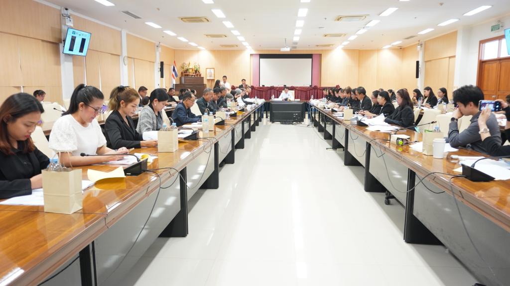 DIPROM Center 7 เข้าร่วมประชุมคณะกรรมการบริหารงานกลุ่มจังหวัดแบบบูรณาการ (ก.บ.ก.) ครั้งที่ 8/2568 พิจารณาแผนปฏิบัติราชการกลุ่มจังหวัดอีสานตอนล่าง 2 ประจำปี 2569