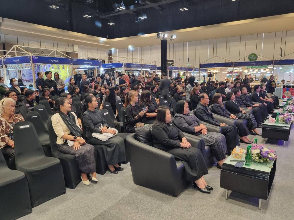 DIPROM Center 7 ร่วมพิธีเปิดโครงการ OTOP สร้างสุขสู่ชุมชน จังหวัดอุบลราชธานี