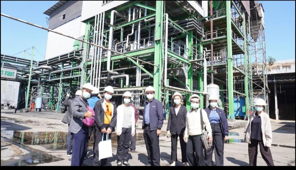 DIPROM Center 7 นำผู้เข้าอบรมหลักสูตร Bio-economy (BCG) ศึกษาดูงานโรงไฟฟ้าชีวภาพ จังหวัดศรีสะเกษ