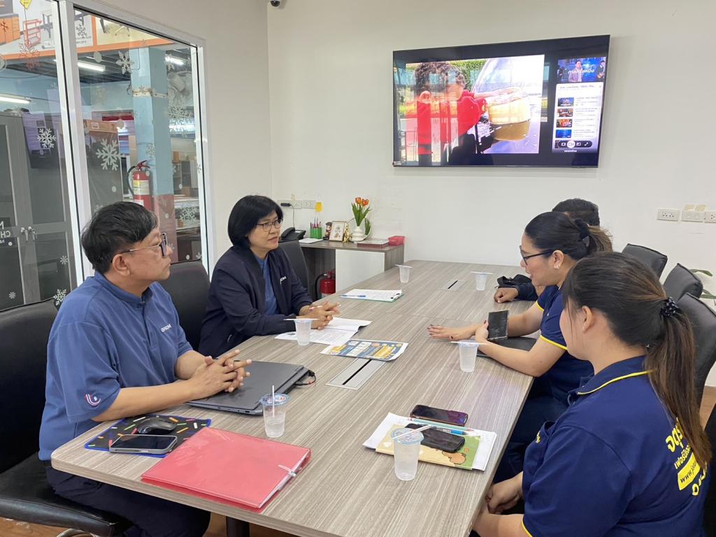 DIPROM Center 7 ลงพื้นที่กำกับติดตามการดำเนินกิจกรรมเสริมแกร่งธุรกิจเฟอร์นิเจอร์ด้วยการตลาดออนไลน์