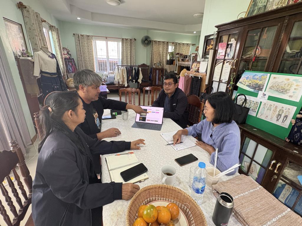 DIPROM Center 7 ลงพื้นที่ติดตามการดำเนินงานกิจกรรมต่อยอดธุรกิจ พัฒนาผลิตภัณฑ์ชุมชนยุคใหม่ จังหวัดอุบลราชธานี