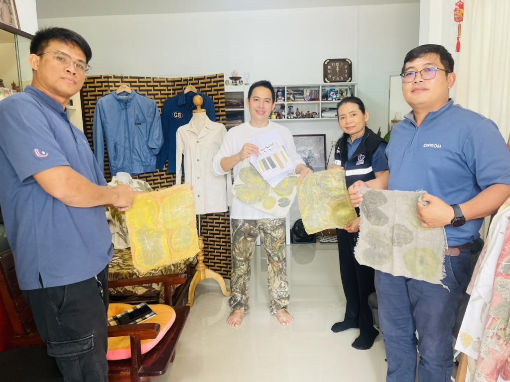 DIPROM Center 7 ลงพื้นที่ติดตามการดำเนินงานกิจกรรมต่อยอดธุรกิจ พัฒนาผลิตภัณฑ์ชุมชนยุคใหม่ เสริมศักยภาพวิสาหกิจชุมชนในพื้นที่อีสานใต้