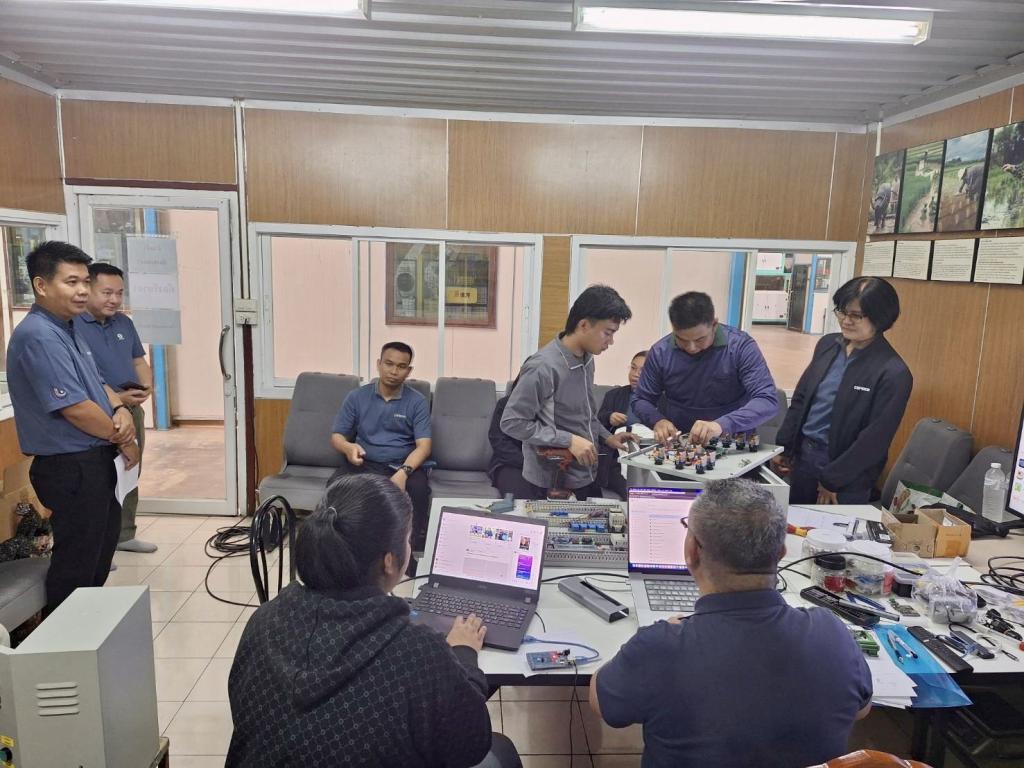 DIPROM Center 7 ลงพื้นที่ติดตามการยกระดับสถานประกอบการด้วยเทคโนโลยีดิจิทัลและระบบอัตโนมัติ จ.ศรีสะเกษ