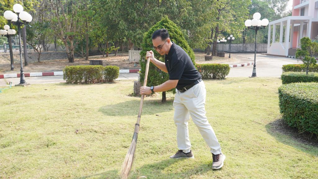 ผอ.วีระ นันทเศรษฐ์ นำทีมเจ้าหน้าที่ร่วมกิจกรรม 5 ส. เสริมสร้างองค์กรน่าอยู่ เพิ่มประสิทธิภาพการทำงาน