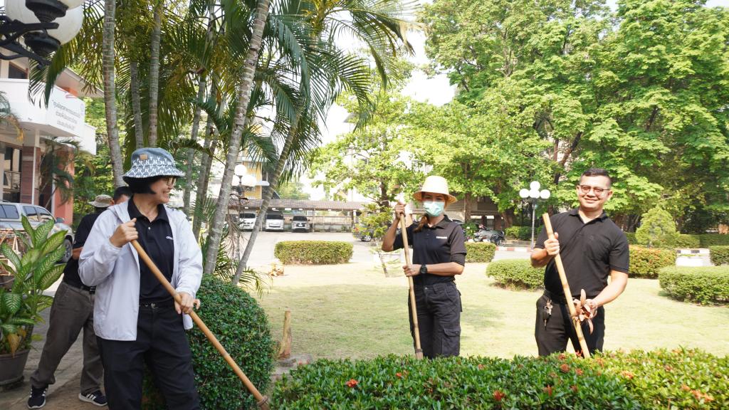 ผอ.วีระ นันทเศรษฐ์ นำทีมเจ้าหน้าที่ร่วมกิจกรรม 5 ส. เสริมสร้างองค์กรน่าอยู่ เพิ่มประสิทธิภาพการทำงาน