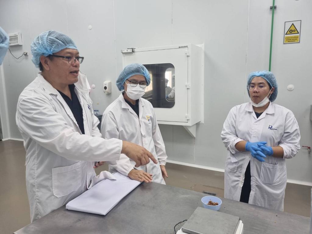 DIPROM Center 7 ลงพื้นที่ติดตามการพัฒนาผลิตภัณฑ์ “อาหารแห่งอนาคต” เสริมแกร่งผู้ประกอบการฐานเกษตร ปี 2569