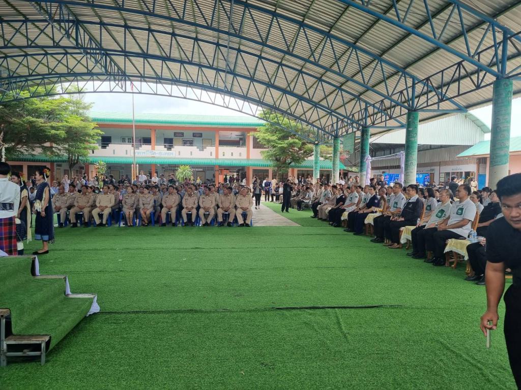 DIPROM Center 7 ลงพื้นที่เผยแพร่ภารกิจและบริการ พร้อมให้คำปรึกษาผู้ประกอบการ ในกิจกรรม พอ.สว. จังหวัดอุบลราชธานี