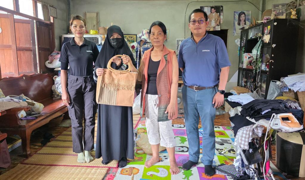 DIPROM Center 7 ติดตามผลการพัฒนาผ้าถิ่นไทยและผลิตภัณฑ์เกษตรแปรรูป ในพื้นที่จังหวัดอำนาจเจริญ ยกระดับผู้ประกอบการสู่การเติบโตอย่างยั่งยืน