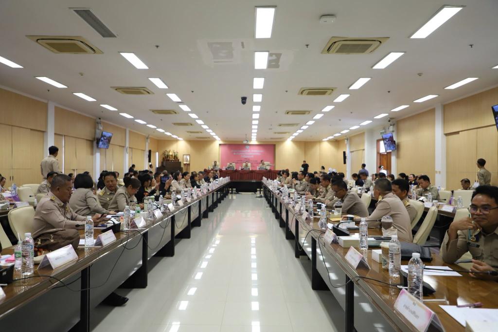 DIPROM Center 7 ร่วมประชุมคณะกรมการจังหวัดอุบลราชธานี ขับเคลื่อนนโยบายรัฐบาลและเตรียมพร้อมรับงานแห่เทียนพรรษา 2569