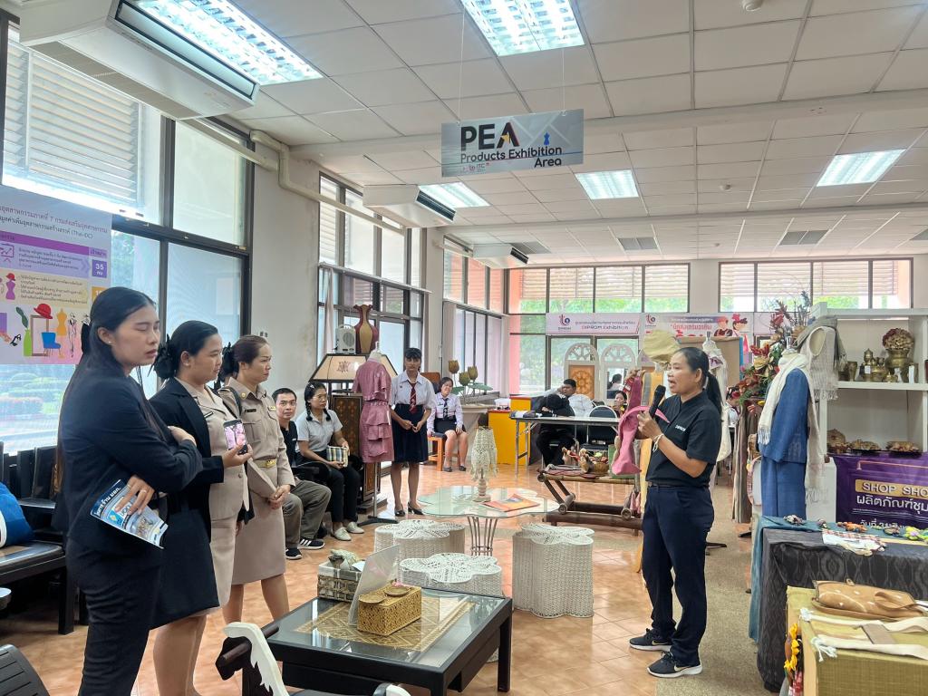 DIPROM Center 7 เปิดบ้านต้อนรับคณะครูและนักศึกษาวิทยาลัยเทคนิคนครอุบลราชธานี ศึกษาดูงาน เรียนรู้ภารกิจและการขับเคลื่อนงานส่งเสริมอุตสาหกรรม