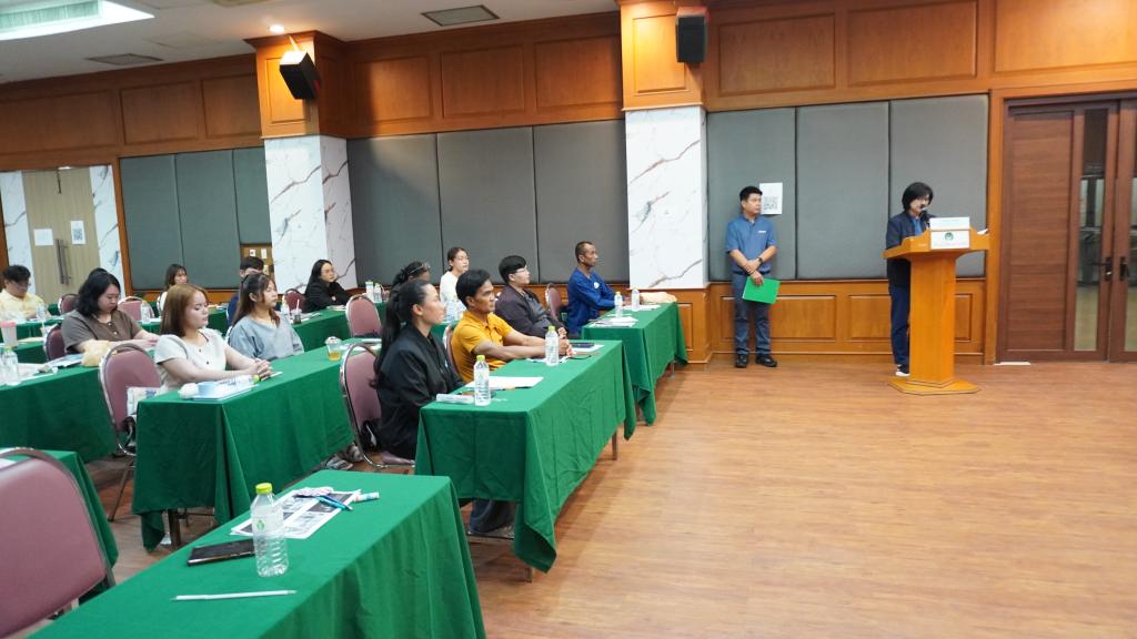 DIPROM Center 7 จัดกิจกรรมฝึกอบรมเชิงปฏิบัติการ “Speak & Shine” เสริมบุคลิกภาพและทักษะการสื่อสาร ยกระดับผู้ประกอบการสู่มืออาชีพ