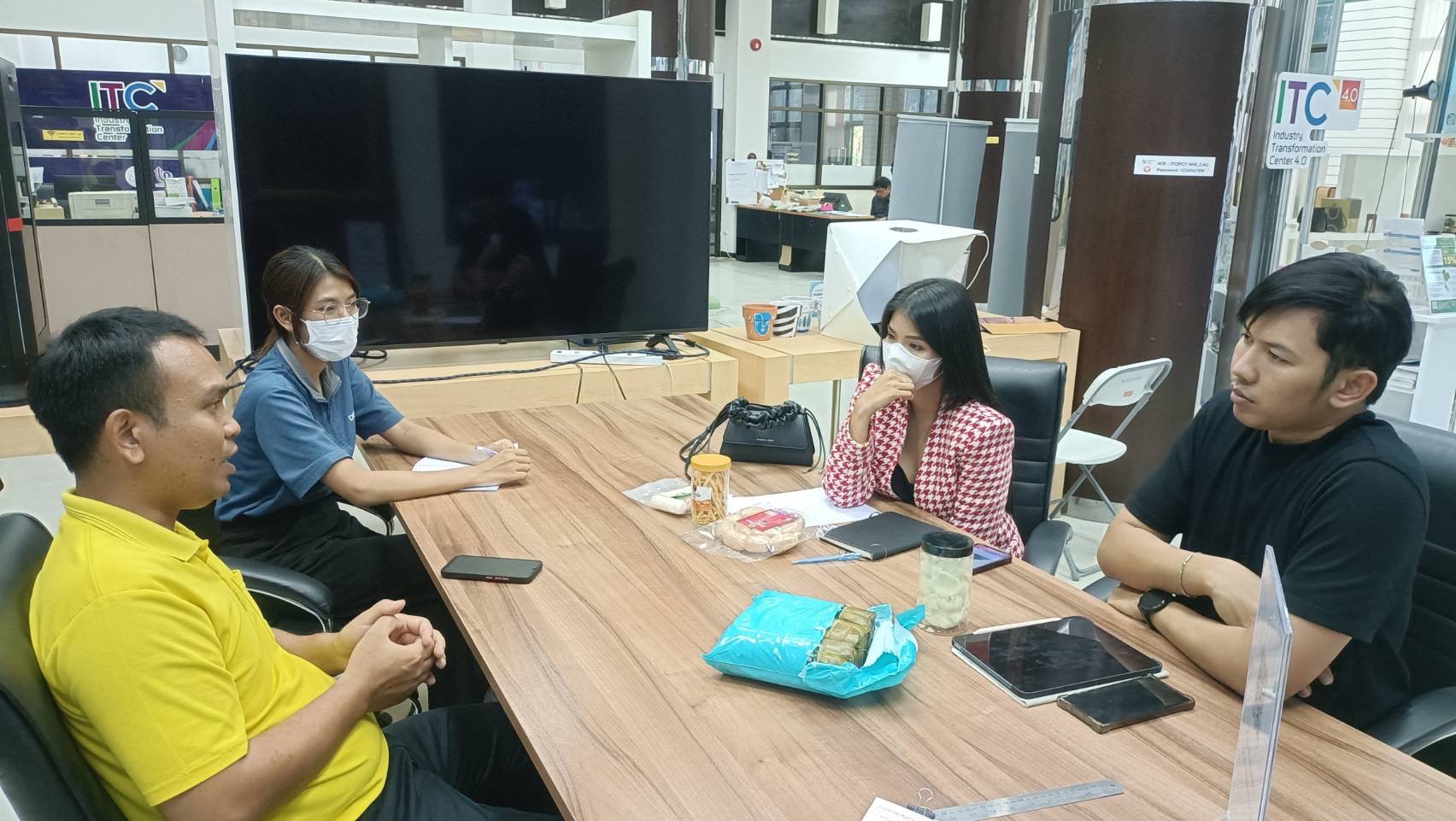 “ศูนย์ปฏิรูปอุตสาหกรรม ดีพร้อมเซนเตอร์ 7”  ให้บริการผู้ประกอบการ ด้านการออกแบบ พัฒนาบรรจุภัณฑ์ และเยี่ยมชมงานบริการครื่องจักร