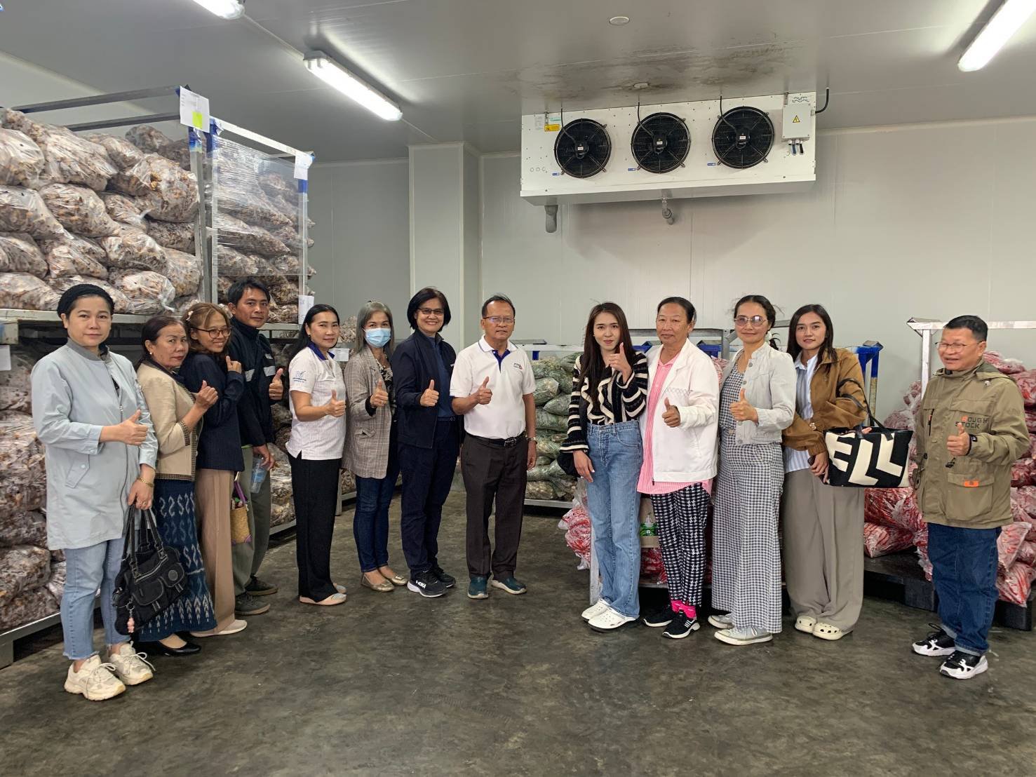 DIPROM Center 7 จัดกิจกรรมศึกษาดูงาน สร้างเครือข่ายผู้ประกอบการใหม่เพื่อขยายธุรกิจอัจฉริยะ .