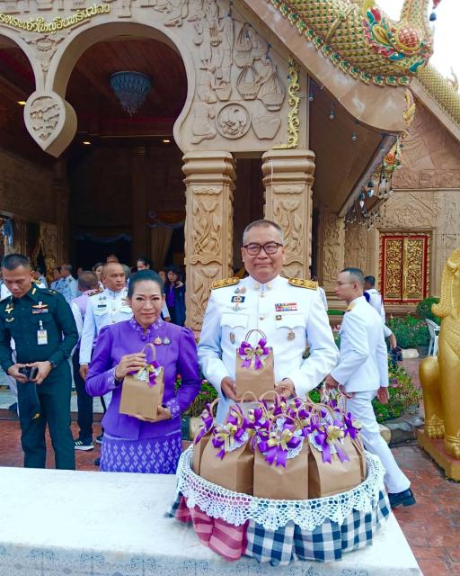 DIPROM Center 7 ร่วมพิธีทำบุญตักบาตรและลงนามถวายพระพรชัยมงคล เนื่องในโอกาสวันเฉลิมพระชนมพรรษา สมเด็จพระนางเจ้าสุทิดา พัชรสุธาพิมลลักษณ พระบรมราชินี